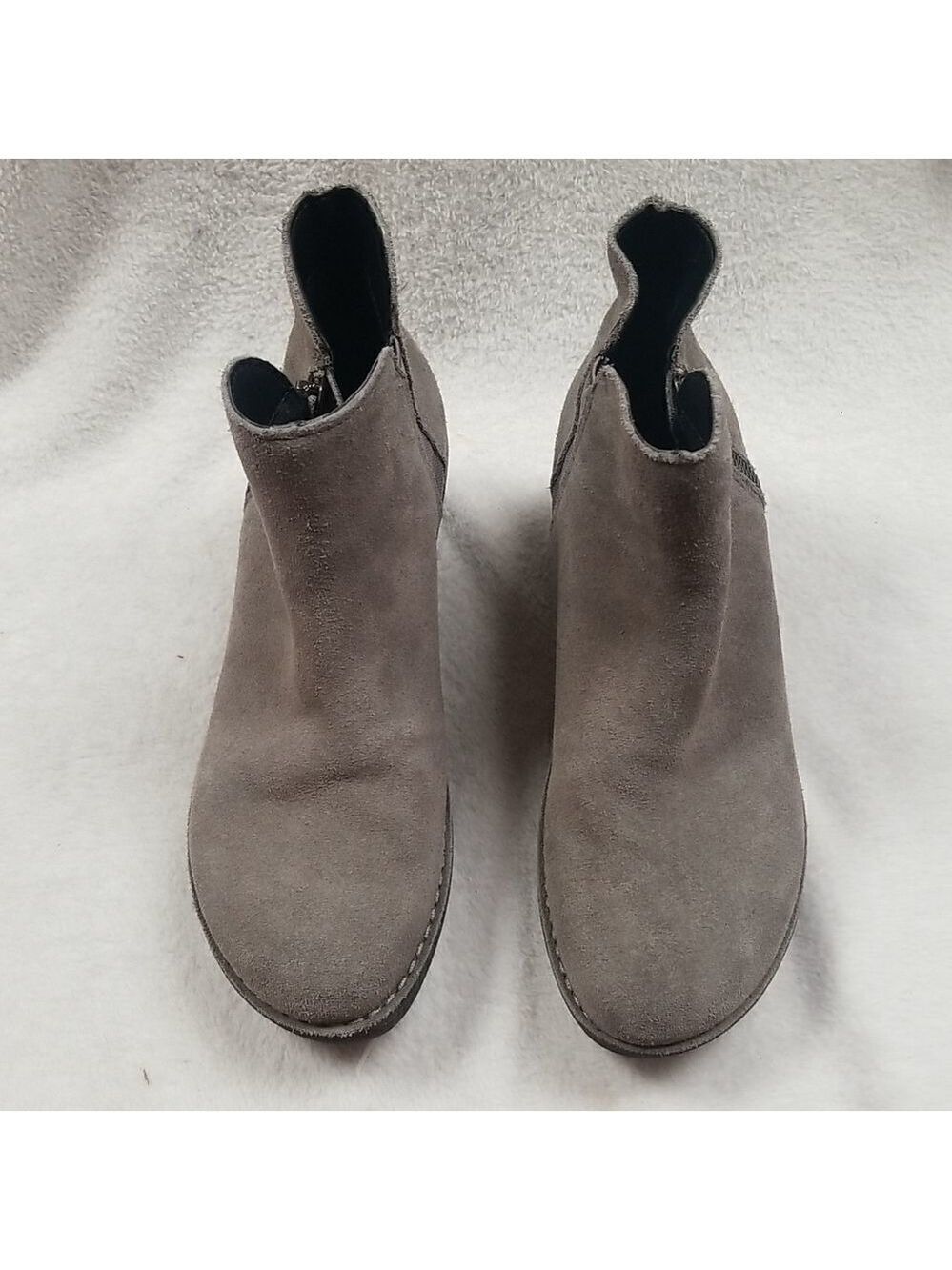 KENNETH COLE REACTION WOMENS GRAY SUEDE LEATHER WEDGE ANKLE BOOTIES SZ 6